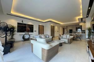 2 bedroom Flat & Apartment For Sale Lekki Phase 1 Lagos