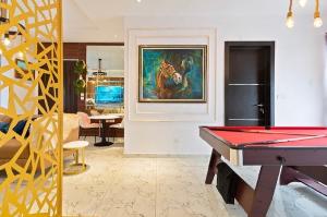 2 bedroom Short Stay Short let Whitesands Street Lekki Phase 1 Lagos