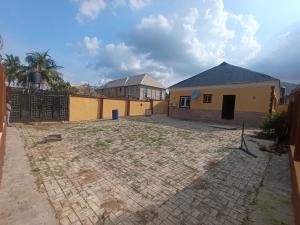 3 bedroom Bungalow For Sale Celica Iwo Road Ibadan Oyo