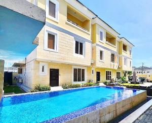 5 bedroom Terrace For Rent Lekki Phase 1 Lagos