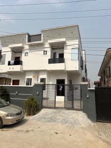 4 bedroom Semi detached Duplex For Sale Thomas Estate Ajah Lagos
