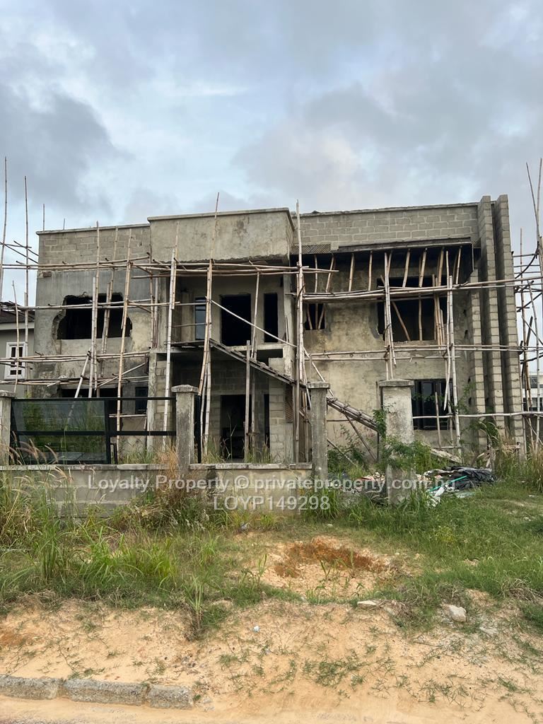 6 bedroom Duplex For Sale Pinnock Estate Osapa Lekki Lagos - 3