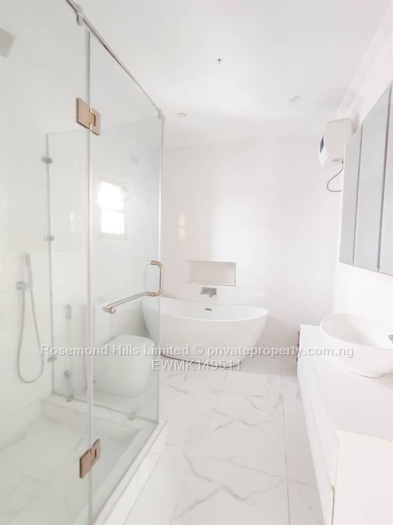 4 bedroom House For Sale Lekki Phase 1 Lagos - 16