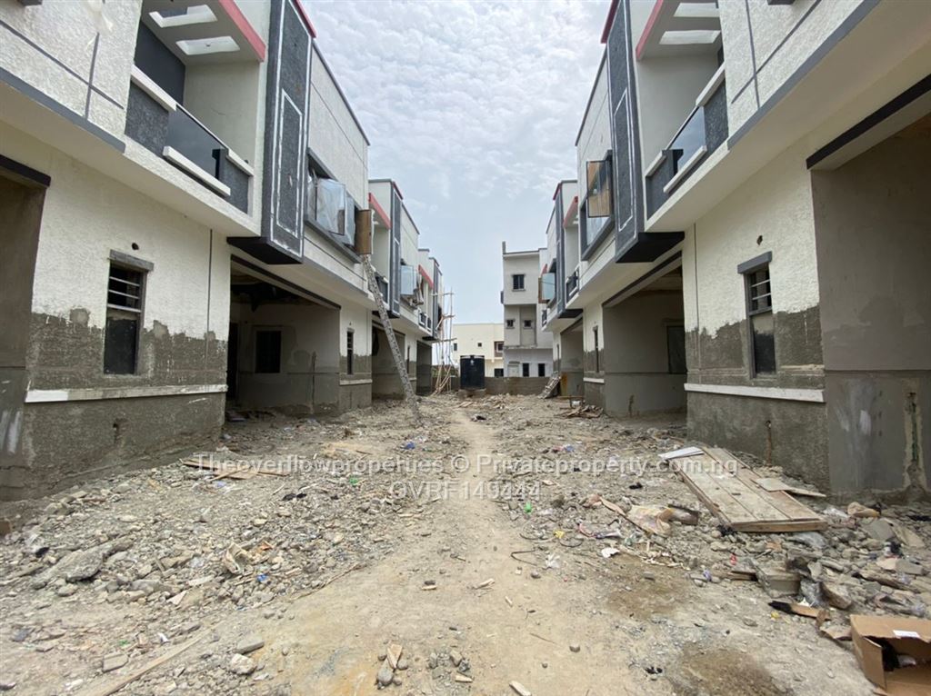 4 bedroom Terrace For Sale Pantheon 4, Orchid Road, Lafiaji Lekki Lagos - 2