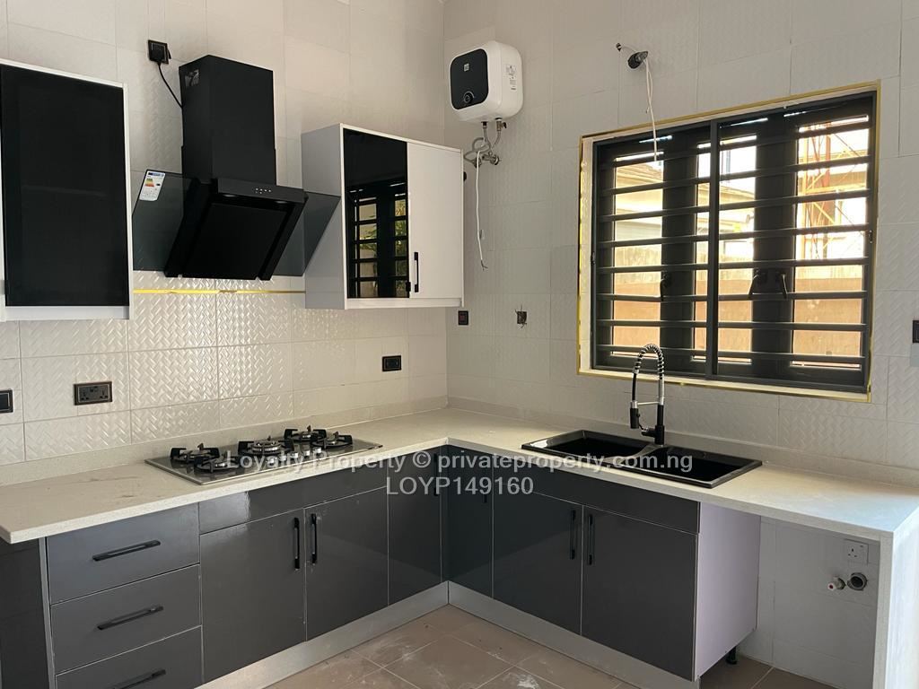 4 bedroom Duplex For Sale Oshorun Estate Opic Lagos Extension Ogun - 5